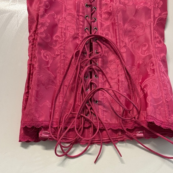 Frederick's of Hollywood Fuchsia Lace Corset - Picture 2 of 7